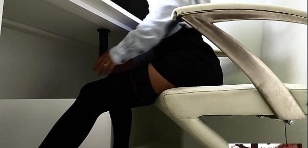  Horny and angry office girl apply a rude punish to her new black cock ! NO sound